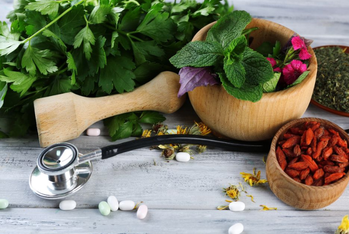 Holistic Approaches to Health: The Benefits of Alternative Medicine